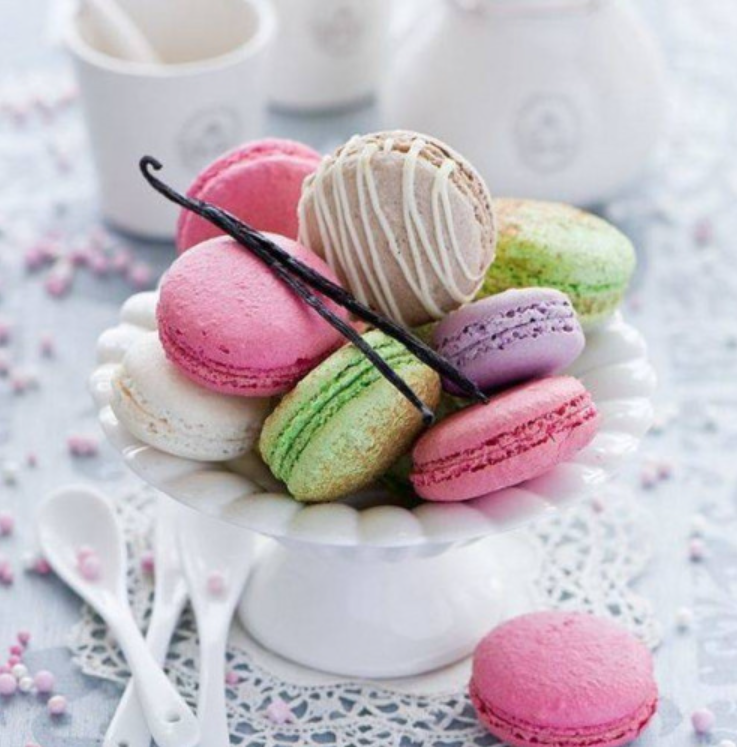 DEE23-มาการอง