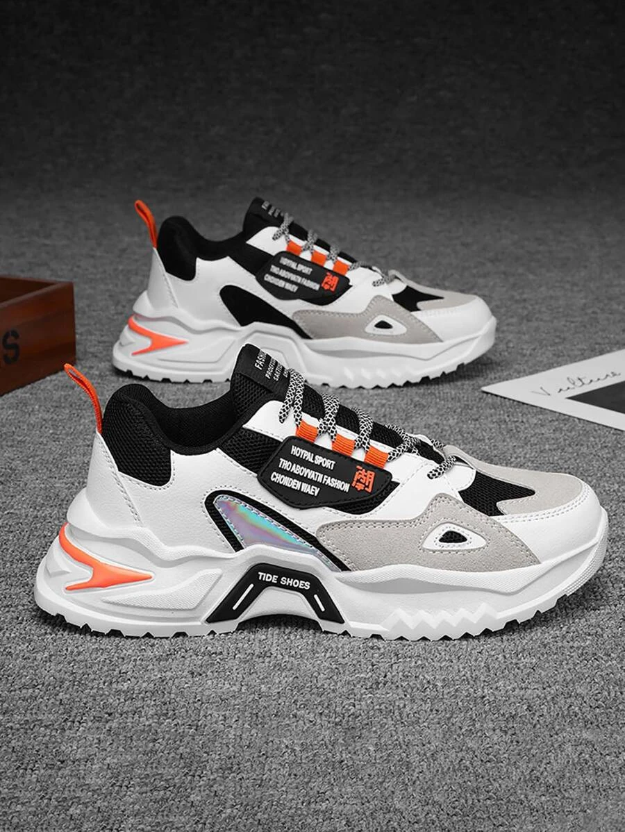 ผู้ชาย รองเท้าผ้าใบทรง Chunky สโลแกน ตกแต่งแพทช์ สายรัดหน้า m-35 z.39-46