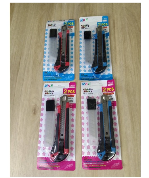 MW135-คัตเตอร์ 18mm พร้อมใบ / CUTTER KNIFE อย่างดี