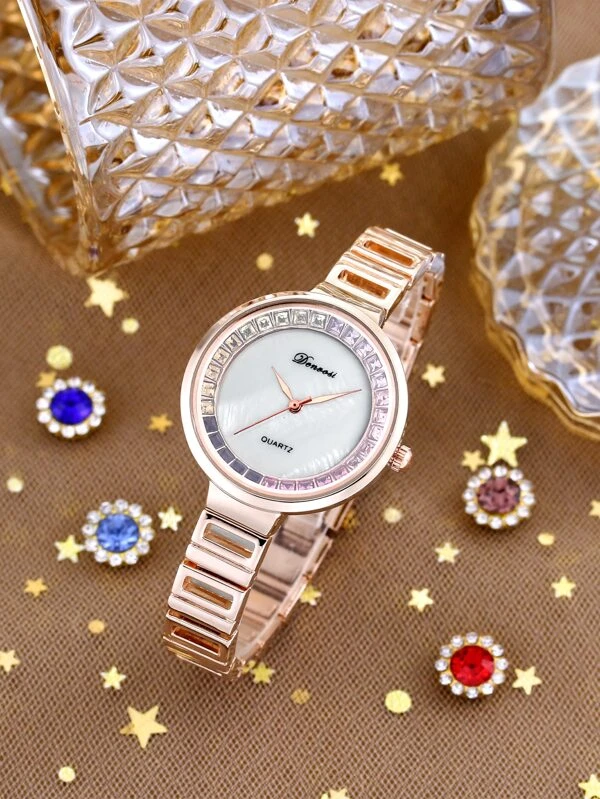 นาฬิกาควอตซ์ ตกแต่ง พลอยเทียม 1 ชิ้น น-75