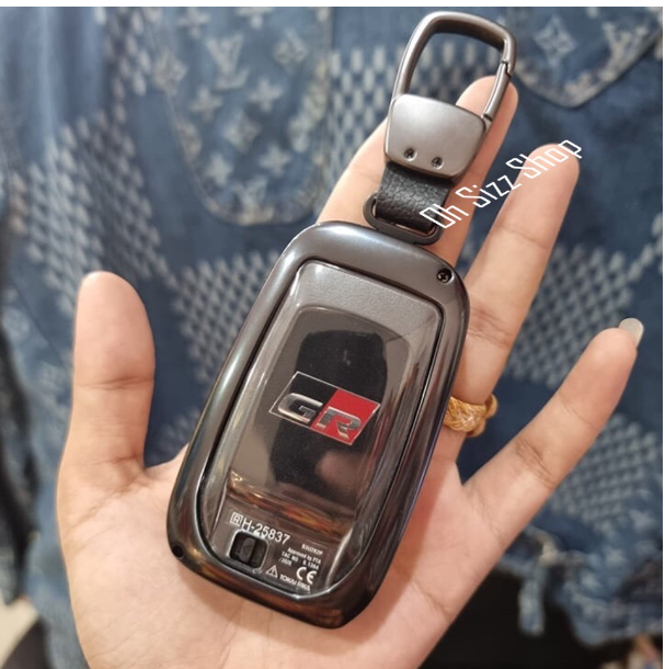 K14-เคสโลหะรีโมทรถ Toyota REVO GR Sport ใหม่ แบบ 2 ชั้น สามารถถอดกุญแจในรีโมทได้ (Double-Layer Metal Aluminum Alloy Key Case