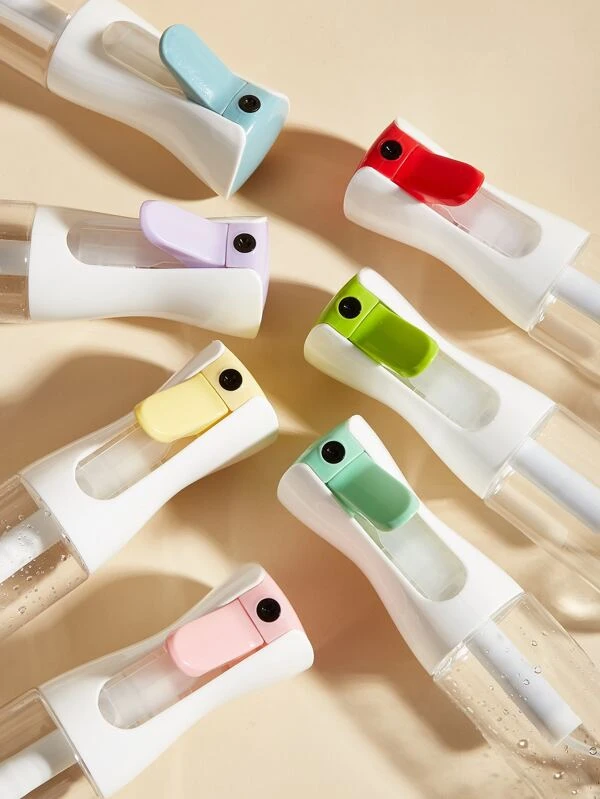 กระป๋องสเปรย์ สุ่มสี 1 ชิ้น  k-18