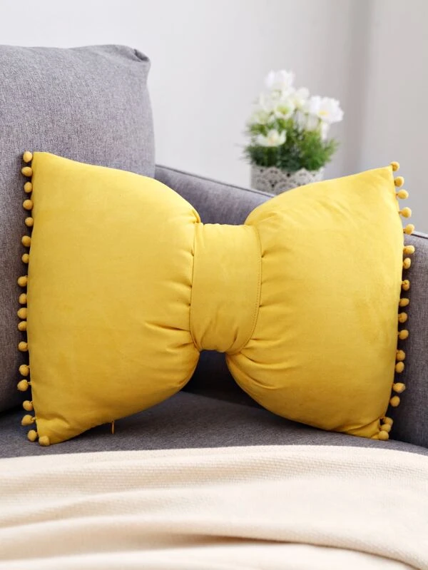 หมอนอิง Pom Pom Bow a-25