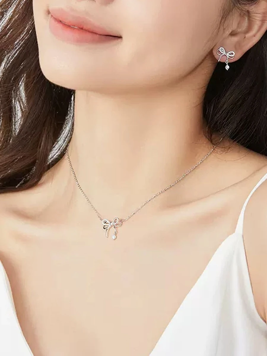 สร้อยคอ ติดเพชร โบว์ งานเงิน kk-110