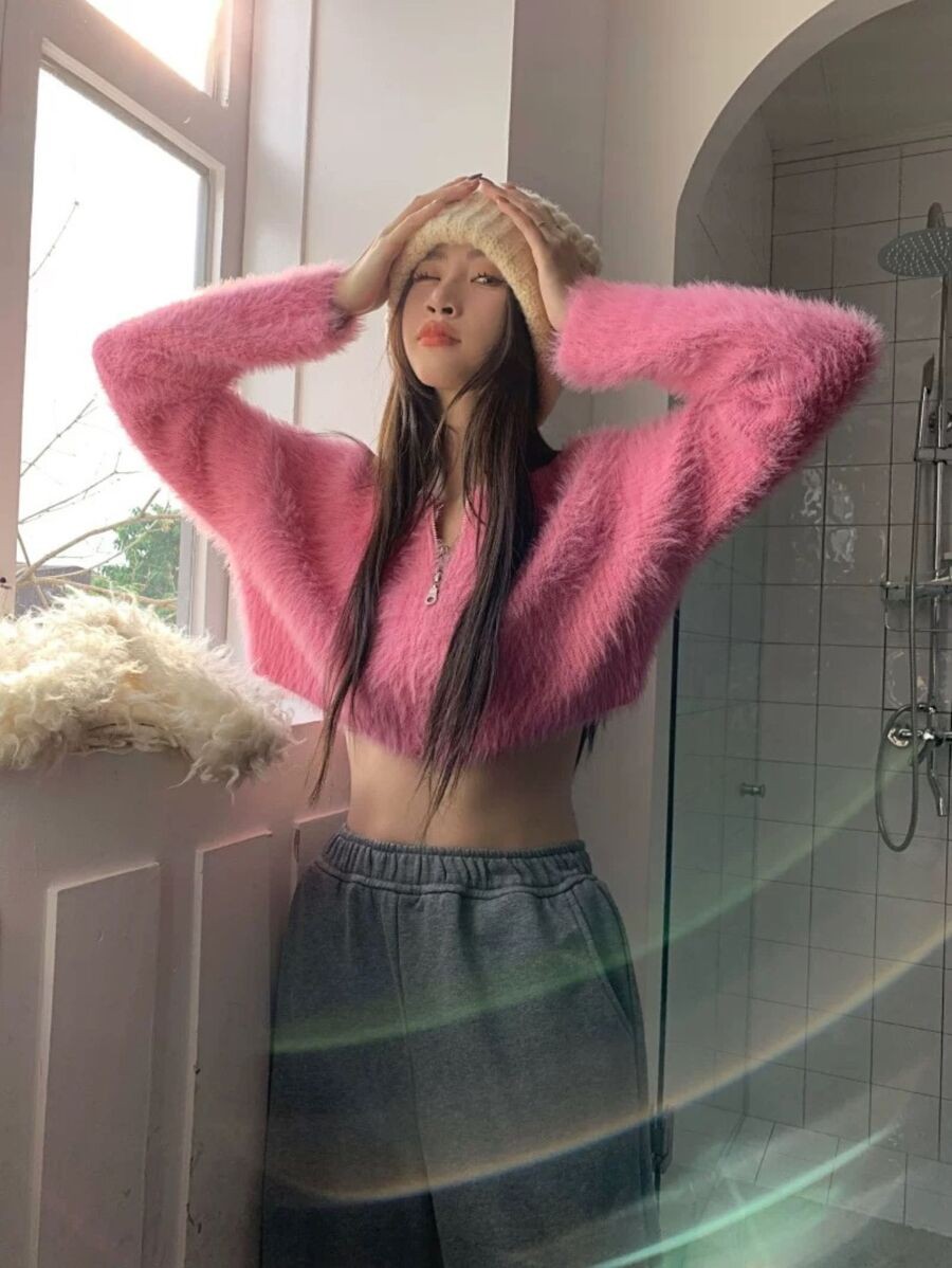 คาร์ดิแกนไหมพรมครอปท็อป ใส่เปิดไหล่ได้ คลุมได้ เนื้อผ้าไหมพรมนุ่มนิ่ม  i-23