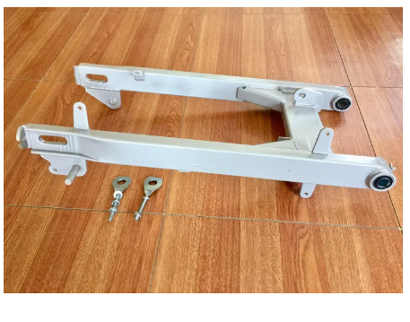 FU89-สวิงอาร์ม เดิม สำหรับ อาร์ม HONDA WAVE 110I(2014) อาร์ม มอร์เตอร์ไซค์ Wave สีเงิน สินค้าอย่างดี แท้โรงงาน อะไหล่มอร์เตอร์ไซค์