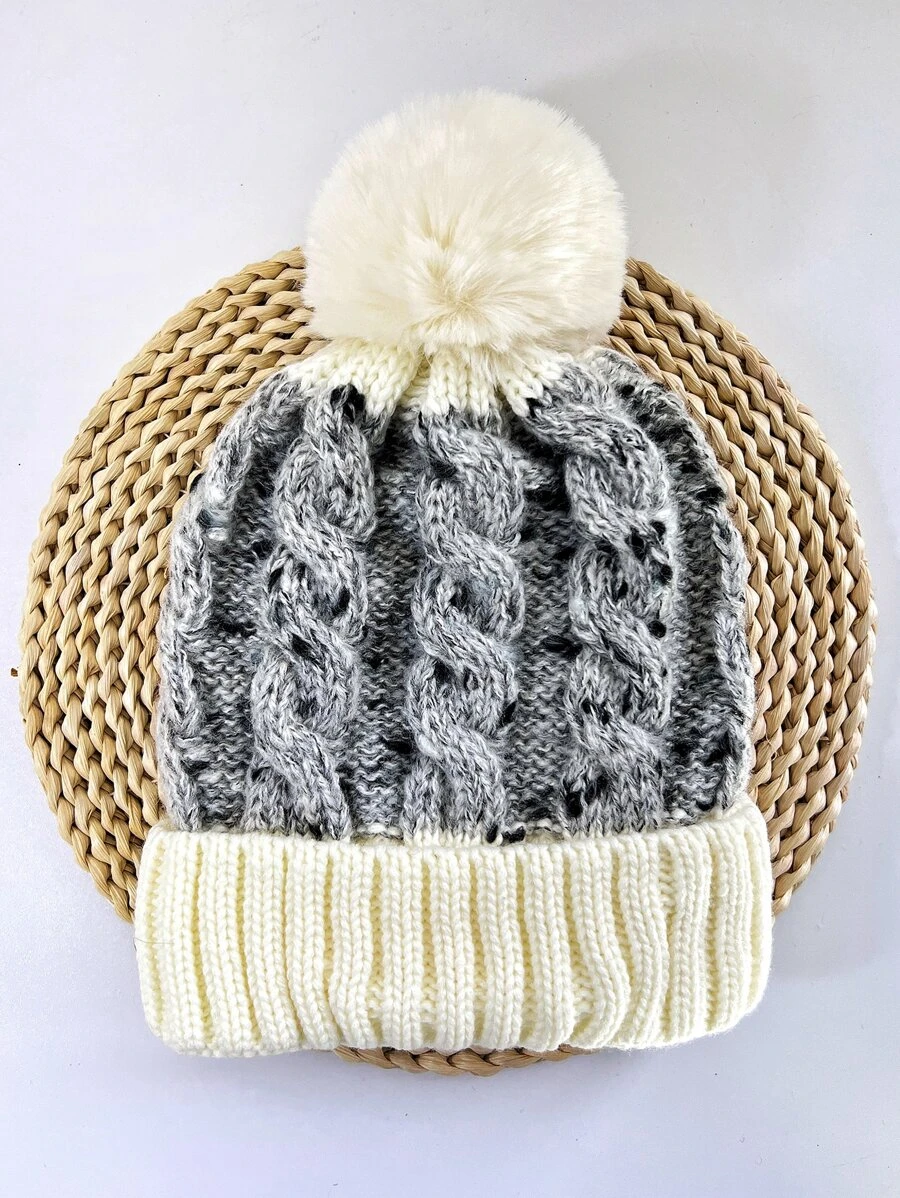 หมวกบีนนี่ ตกแต่ง ปอมปอม  i-77