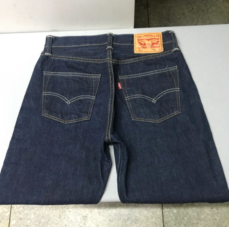 MAN53-501 ริมแดง ปี2012 เอว 29 ยาว 31