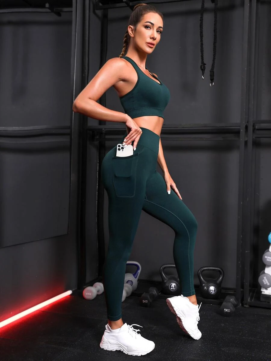 สปอร์ตบรา แต่งเว้าหลัง และ เลกกิ้ง และ กระเป๋าใส่ของ  aa-89