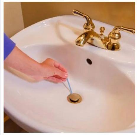 ROB04-1 แพ็ค 12 ชิ็น แท่งทำความสะอาดท่อน้ำ ทำความสะอาดท่อ กันท่ออุดตัน แท่งสีฟ้าไร้กลิ่นรบกวน