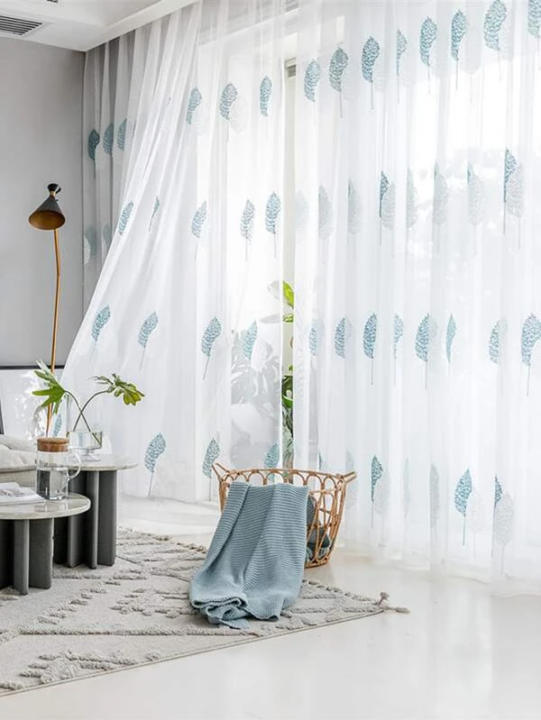 ผ้าม่าน ผ้าโปร่ง ปักลายใบไม้  ผ137