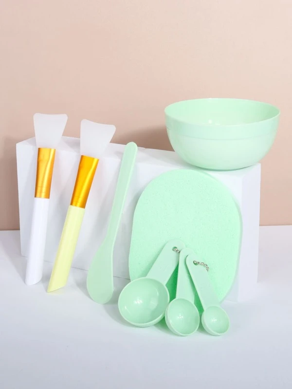 ชุดทำความสะอาดผิวหน้า 8 ชิ้น  e-93