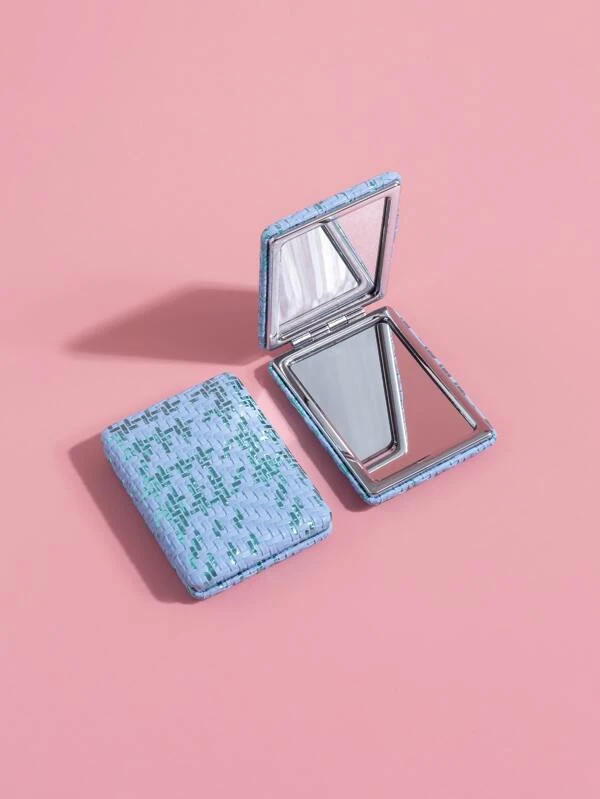 กระจกแต่งหน้า ลายสก็อต พับได้ 1 ชิ้น k-025